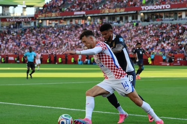 Andrés Andrade y José Fajardo reaccionan tras la derrota y el partido contra Inglaterra