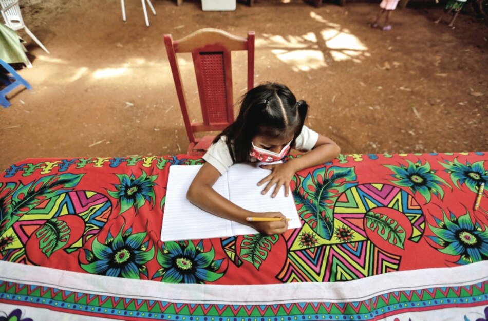 Meduca y Unicef buscan evitar exclusión; 176 mil alumnos están fuera del sistema