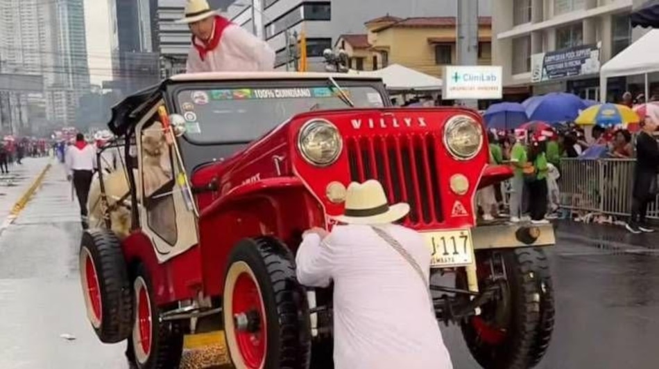 Niños y una embarazada entre los 15 heridos por accidente en desfile navideño en San Miguelito