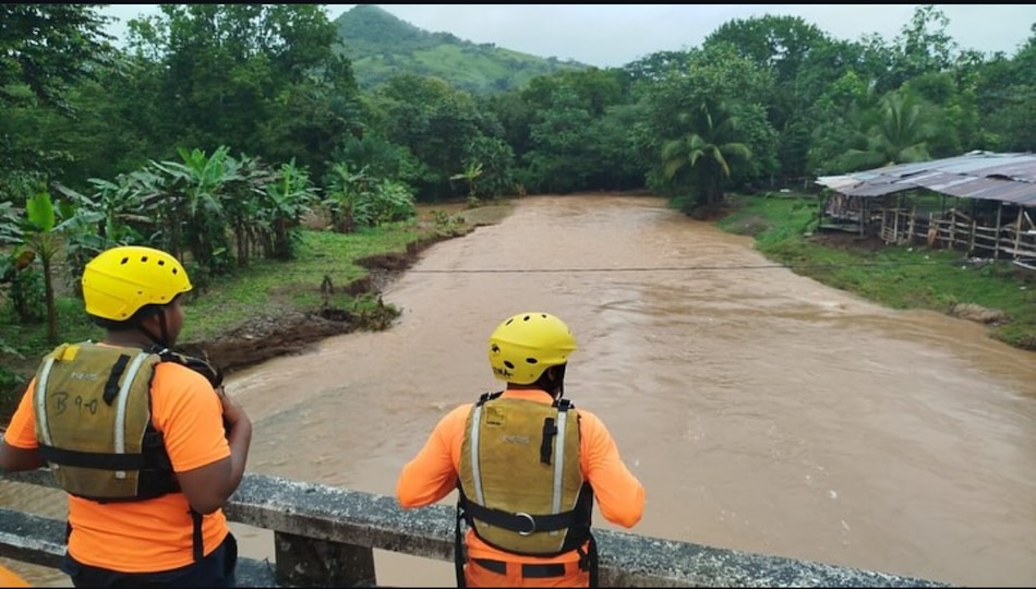 Presidente Mulino sobrevuela los sectores impactados por las inundaciones
