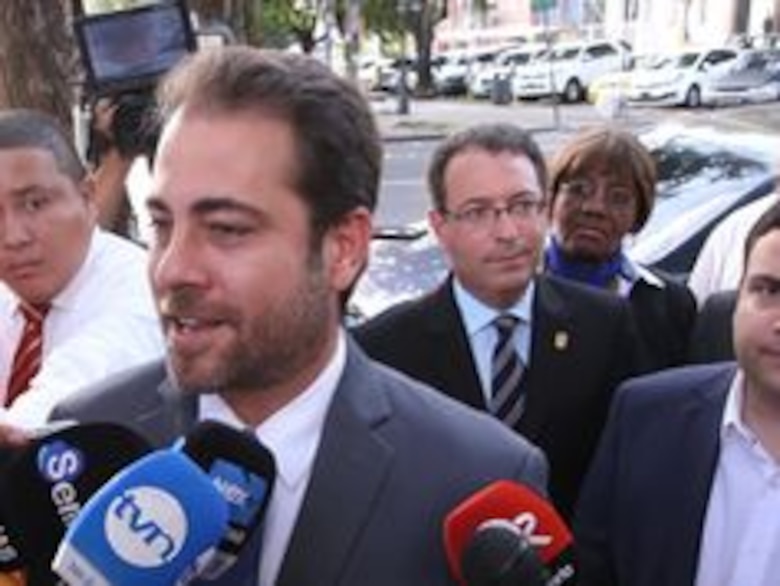 Mario Etchelecu comparece de forma voluntaria al Ministerio Público