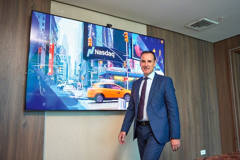 De la mano de José Ramón Mena, Invertis Securities cumple 10 años. ¿Por qué sólo ahorrar si puedes invertir?