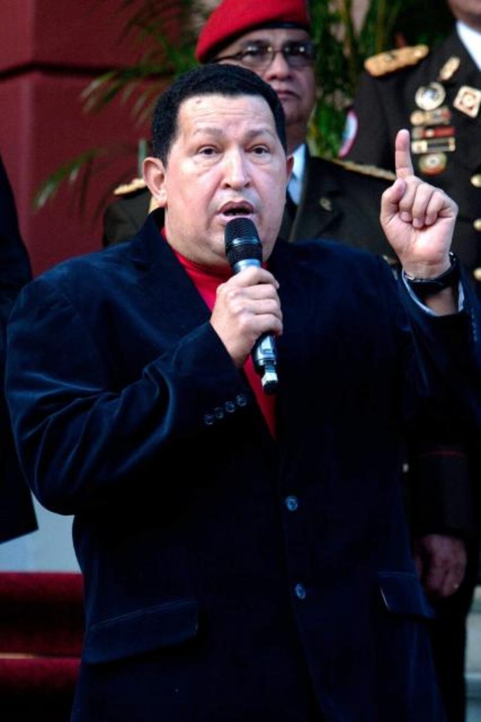 Maduro dice que Chávez cumple tratamiento para gobernar 6 años más