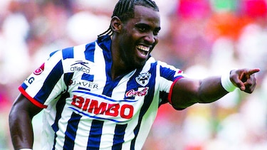 Carrasquilla se une a históricos panameños en finales de Liga MX