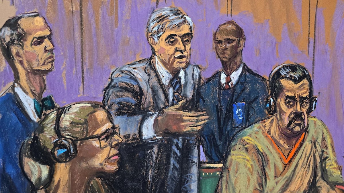 Sin guardias de honor ni insignias patrias: el día que vi a Maduro y Cilia vestidos de caqui