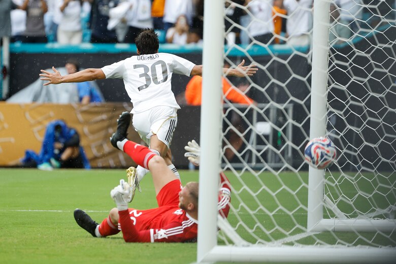 Semana de clásicos en el Bernabéu