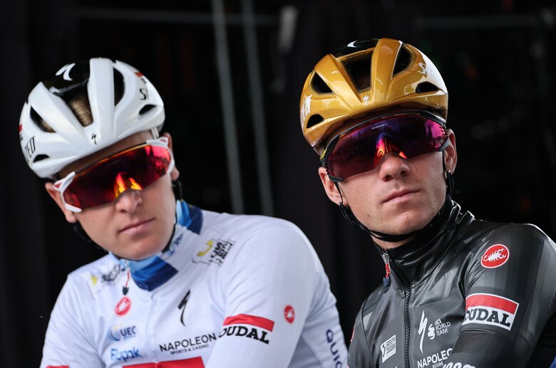 Tour de France: Merlier gana en Dunkerque una etapa de tregua y Van der Poel sigue líder