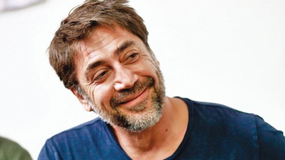 España puede retroceder al franquismo, advierte Javier Bardem