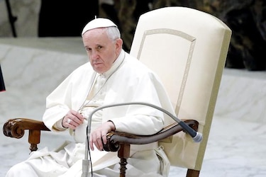 Vaticano aprueba los bombardeos de Estados Unidos en Irak
