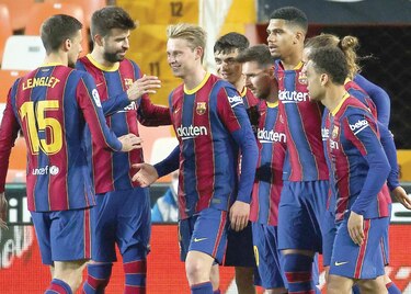 El Barcelona se juega la vida ante el líder