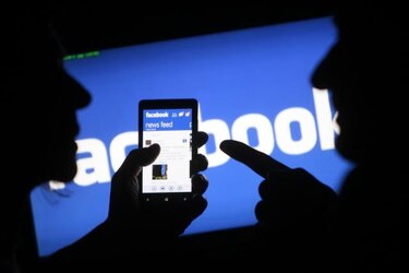 Gobiernos piden datos de 38 mil usuarios de Facebook