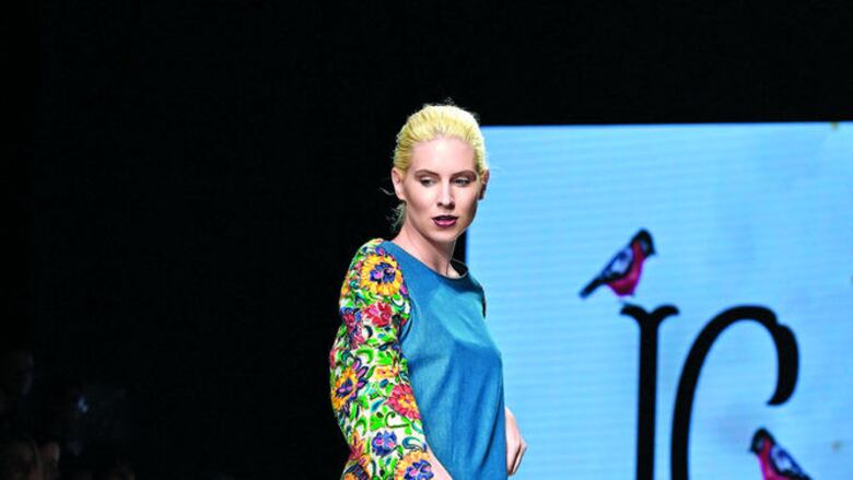 Revolución en pasarela de Dubái