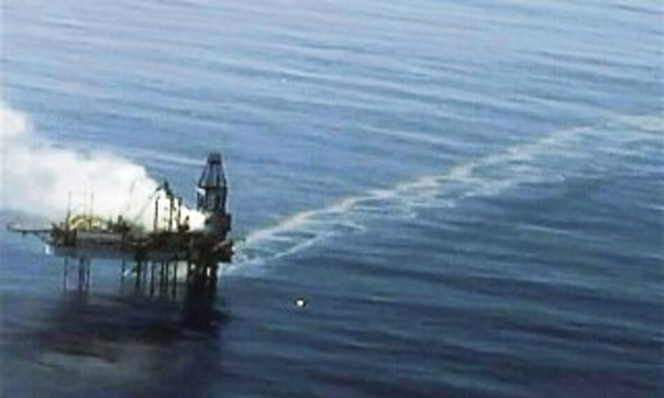 Australia lucha contra derrame