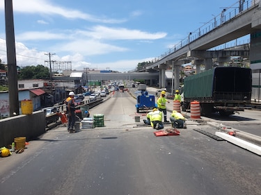 Puente de San Miguelito cerrará en su totalidad este fin de semana, aún queda una losa por instalar