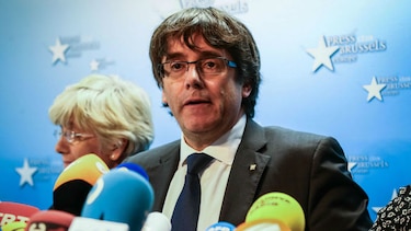 Carles Puigdemont se queda en Bélgica por 'seguridad' y acepta elecciones en Cataluña
