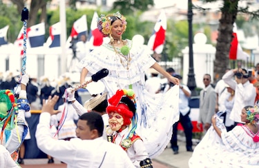 Entre tambores y banderas: Así se vivió el desfile del Día de los Símbolos Patrios