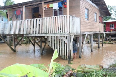 Sinaproc: 5 mil 495 personas afectadas por las fuertes lluvias en el país