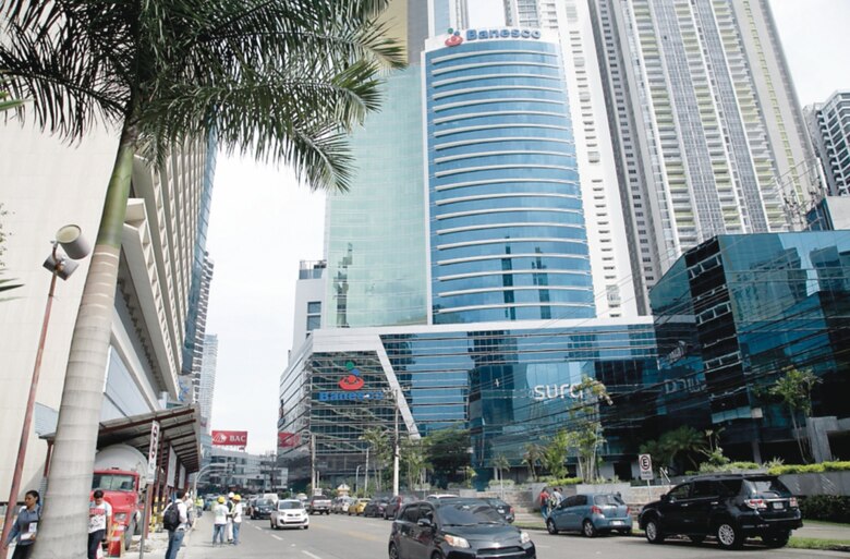 Banesco innova con nuevo servicio móvil para recibir y enviar dinero por el celular