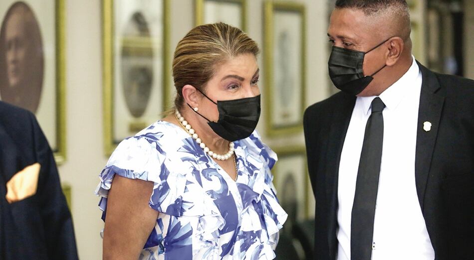 Piden sancionar a Cortés por ‘deslealtad procesal’