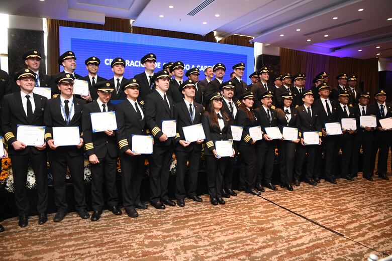 De primer oficial a capitán, crece la carrera de piloto aviador en Panamá