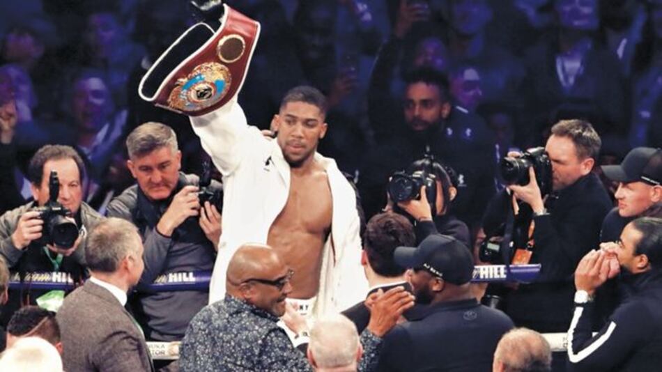 AMB ordena a Joshua pelear con Povetkin por la corona pesada