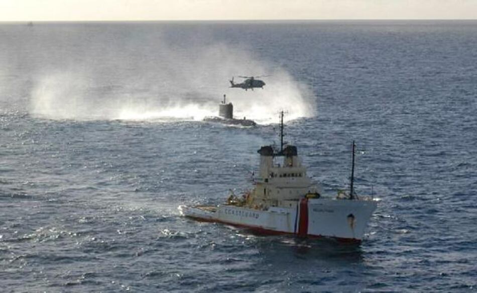 La Armada iraní incorpora tres nuevos submarinos de fabricación nacional