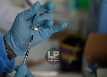 Minsa aplicará cuarta dosis contra la Covid-19 a pacientes inmunosuprimidos mayores de 16 años