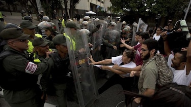 Fiscal general denuncia 'ruptura del orden constitucional' en Venezuela