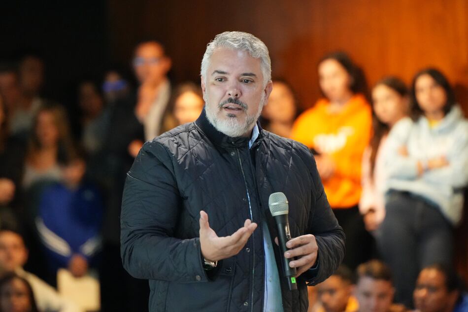 Expresidentes y líderes latinoamericanos advierten que sería un error no reconocer los resultados en Venezuela