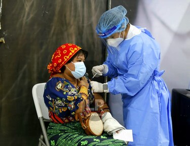 Panamá amplía estrategia de vacunación con AstraZeneca