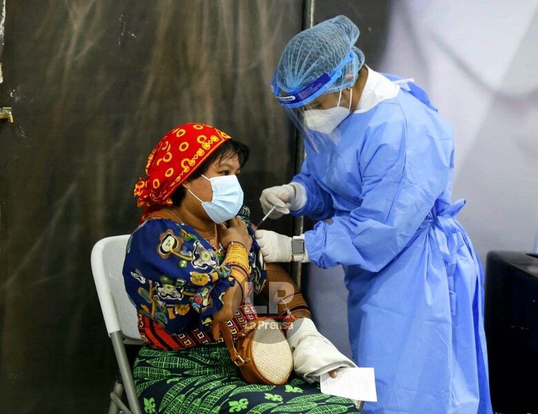 Panamá amplía estrategia de vacunación con AstraZeneca