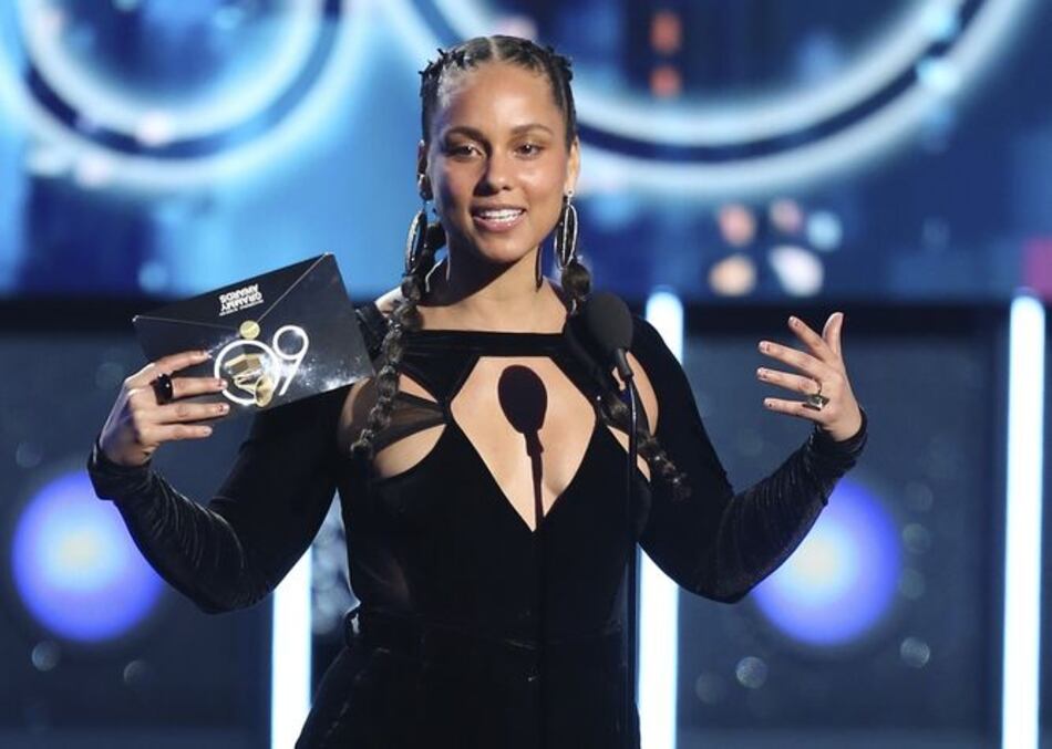 Alicia Keys presentará ceremonia de los Grammys