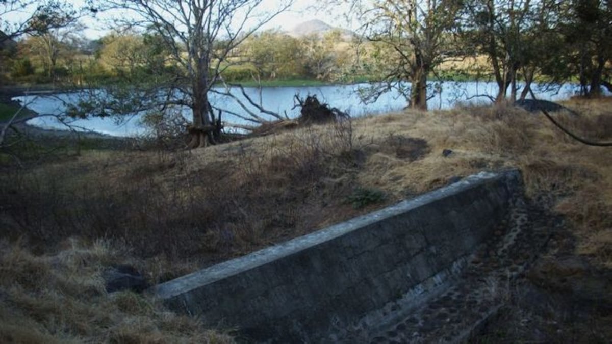Sequía afecta importante reservorio de Los Santos