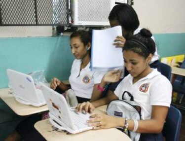 Meduca distribuirá más de 116 mil ´laptop´
