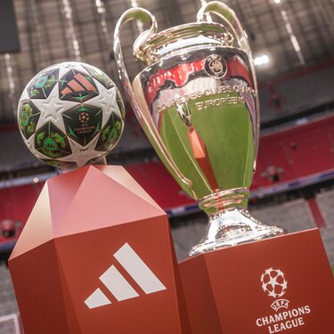 UEFA presenta el nuevo balón con el que se jugará fase eliminatoria de la Champions League