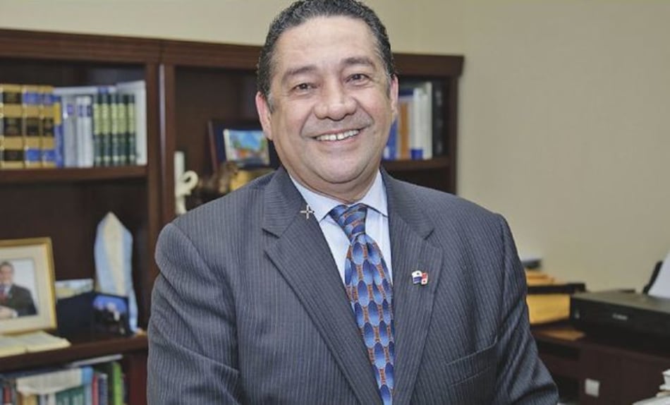 'La comunidad de mi primo Edwin ya es casi un imperio'