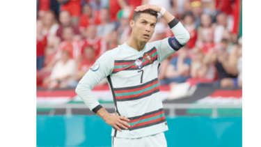 Portugal arranca contundente y Ronaldo alarga su leyenda