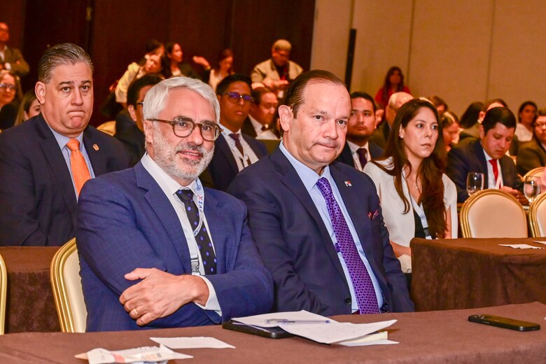 Canciller Martínez-Acha sobre listas: ‘Panamá no es refugio de dinero sucio’