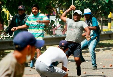 Morales seguro de ganar elecciones en Bolivia; Mesa forma alianza para presionar por segunda vuelta