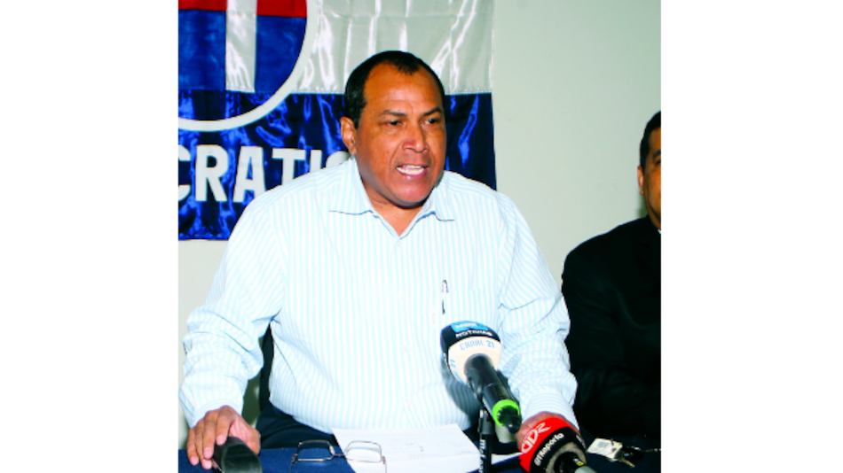 Comienza batalla por el control del PRD