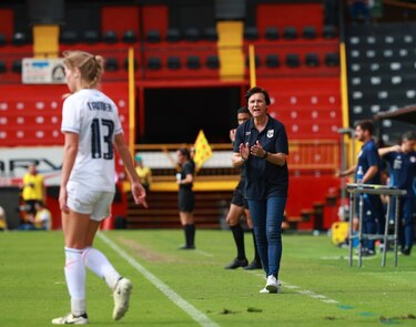 La selección femenina de Panamá continúa con sus entrenamientos