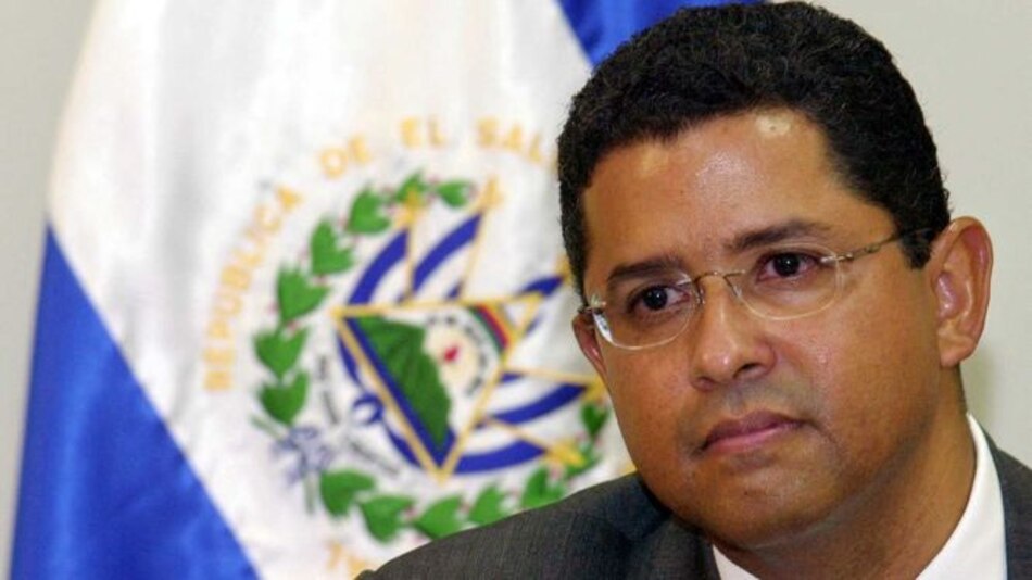 Expresidente Francisco Flores fue hospitalizado por derrame cerebral