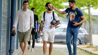 Iker Casillas acude al inicio de la pretemporada del Oporto dos meses después de su infarto