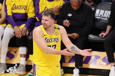Los Mavericks deciden despedir a Nico Harrison, el director general que traspasó a Doncic