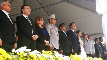 Omar Pinzón se despide de la Policía; Alonso Vega Pino es el nuevo director