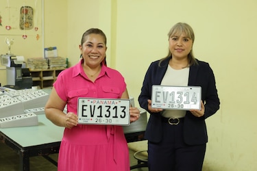 Después del caos de salvoconductos, llegan las primeras placas vehiculares 2026-2030