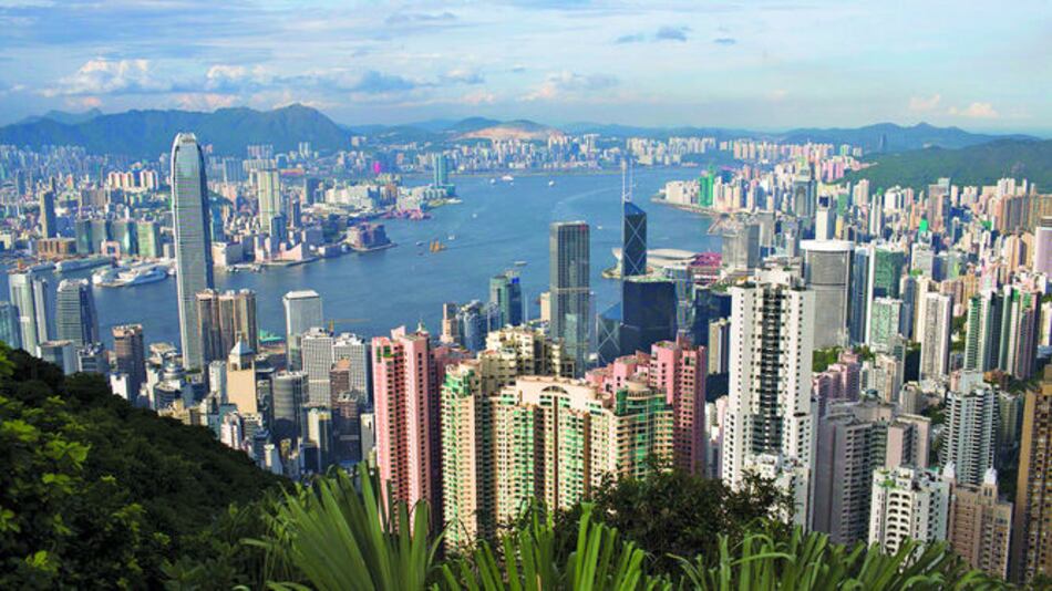 Hong Kong llama atención a Moody’s