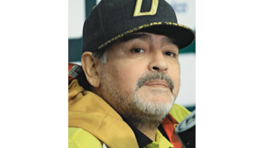 Maradona, dado de alta tras operación