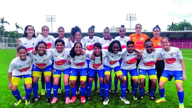 Las chicas viajan hoy por su gran sueño