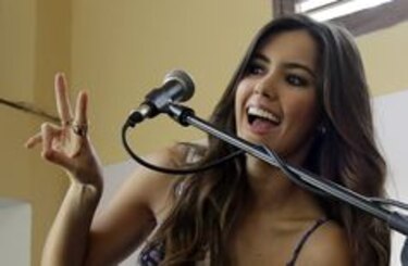 Miss Universo defiende el aporte a la cultura de los reinados de belleza